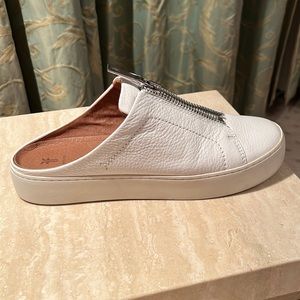 FRYE sneakers size 8